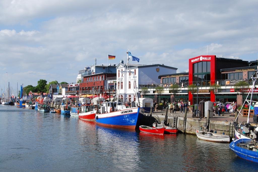 Ferienwohnung Warnemuende Altstadt Росток Екстер'єр фото